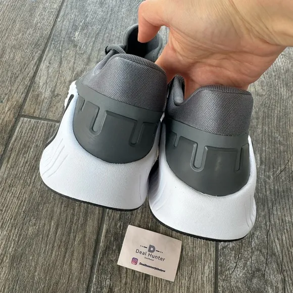 Brand New Nike Free Metcon 5 “Smock Grey” Men’s Workout Shoes