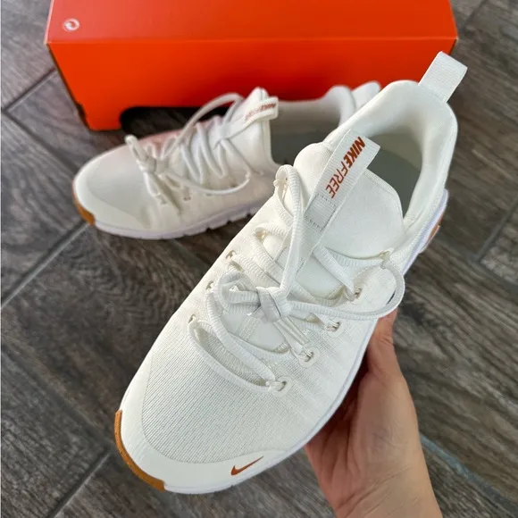 Brand new Nike Free Metcon 6 Women’s Workout Shoes FJ7126 103