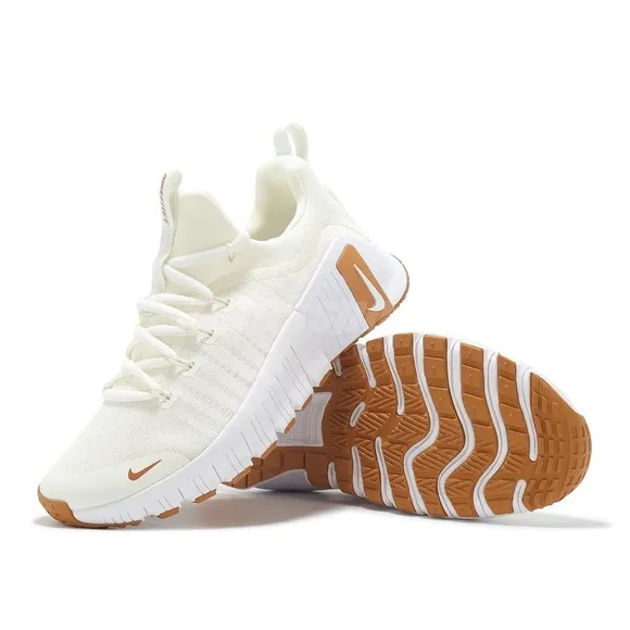 Brand new Nike Free Metcon 6 Women’s Workout Shoes FJ7126 103