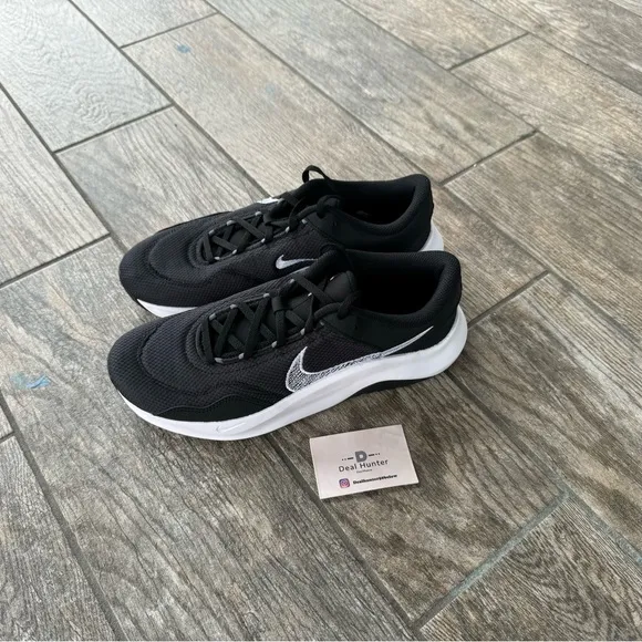 Brand New Nike Legend Essential 3 Men’s Running Shoes DM1120 001 (US9/EU42.5)