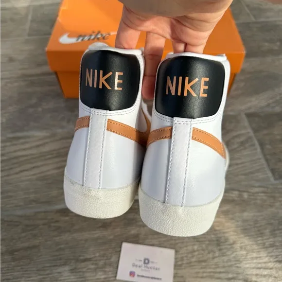 Brand New Nike Men’s Blazer Mid ‘77 Vintage Shoes (Men’s 10.5) BQ6806 125