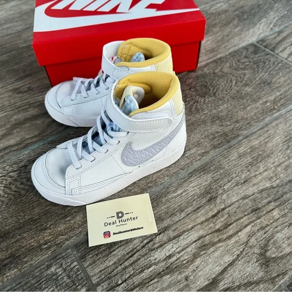 Brand New Nike Pre-School Blazer Mid '77 Kids Shoes “ Happy Easter”