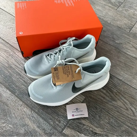 Brand New Nike Revolution 7 Men’s Running Shoes