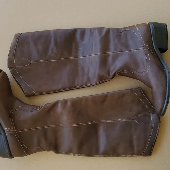 Brazilian made brown leather upper  boots size 6m