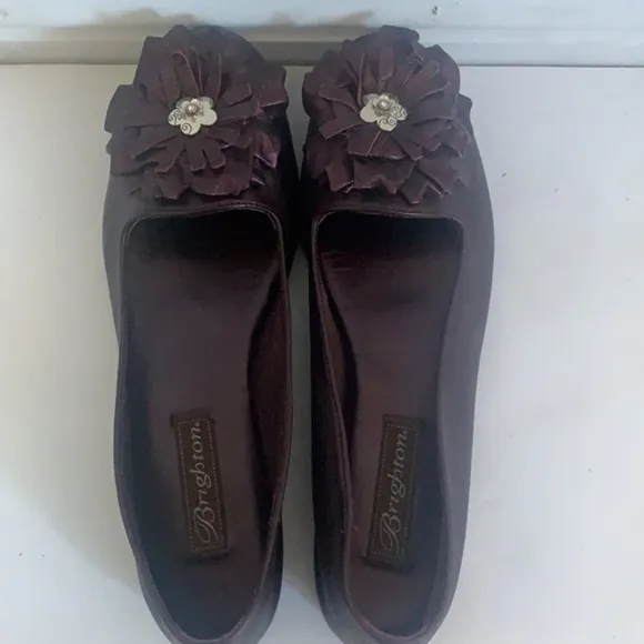 Brighton leather purple slip on flats shoes with floral cutouts in size 7.5
