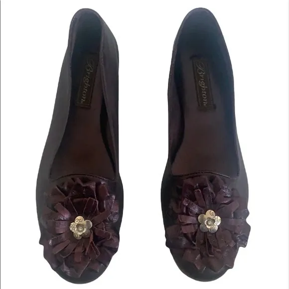 Brighton leather purple slip on flats shoes with floral cutouts in size 7.5