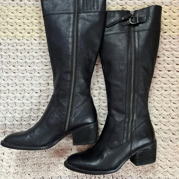 BØRN Women's Black Leather Zipper Buckle Heel Boots Size 8