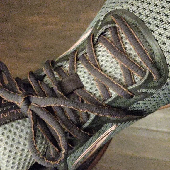 Brooks Adrenaline GTS 20 Gray Rose Mesh Running Shoes