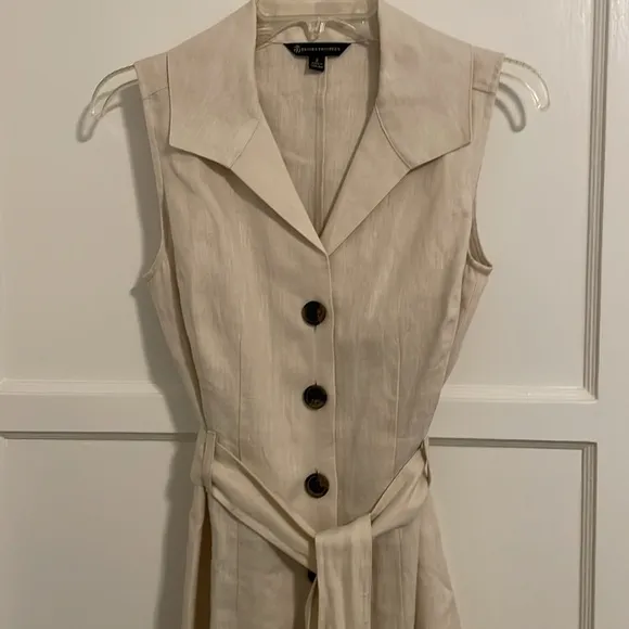 Brooks Brothers Beige Linen Sleeveless Dress with Lining