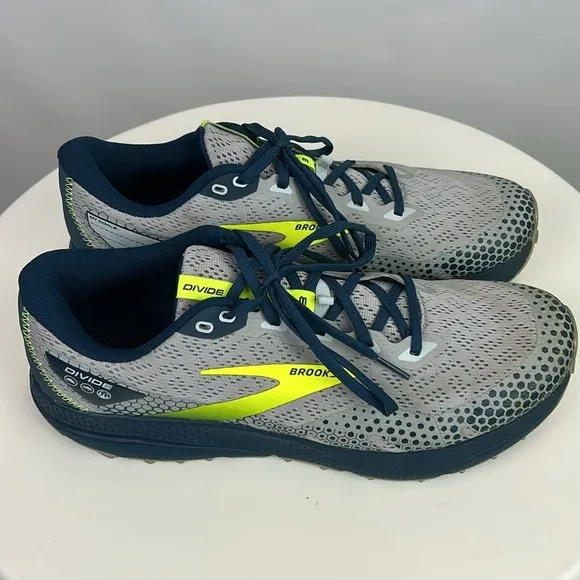 Brooks Divide 3 Men’s Trail Shoes Size 12