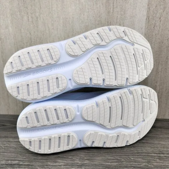 Brooks Ghost Max 2 Size 9.5 Mens Bright White Casual Walking Running Shoes