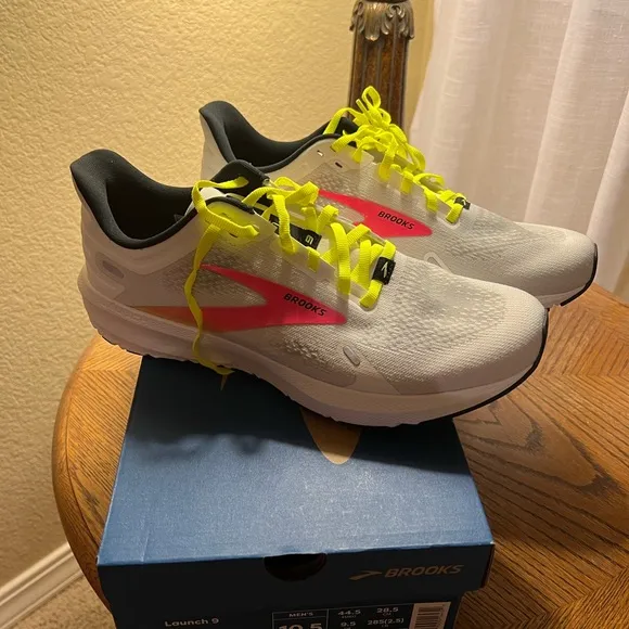Brooks Men’s Launch 9 Running Shoes - NWT