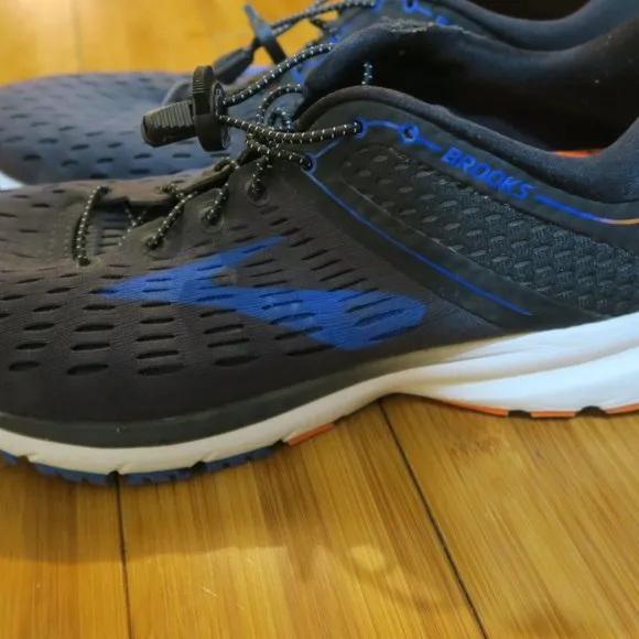 Brooks Ravenna 9 (1102801D025) Blue Running Shoes Sneakers Mens 14 D Lace Locks