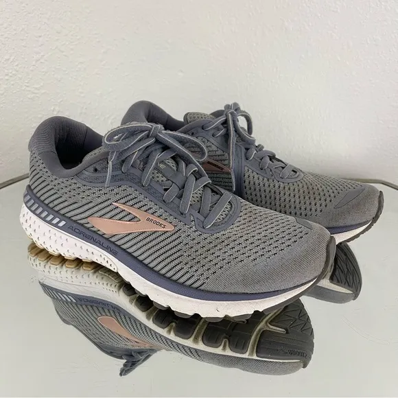 BROOKS Womens Grey Pale Peach Adrenaline GTS 20 Lace Up Running Sneaker Shoes