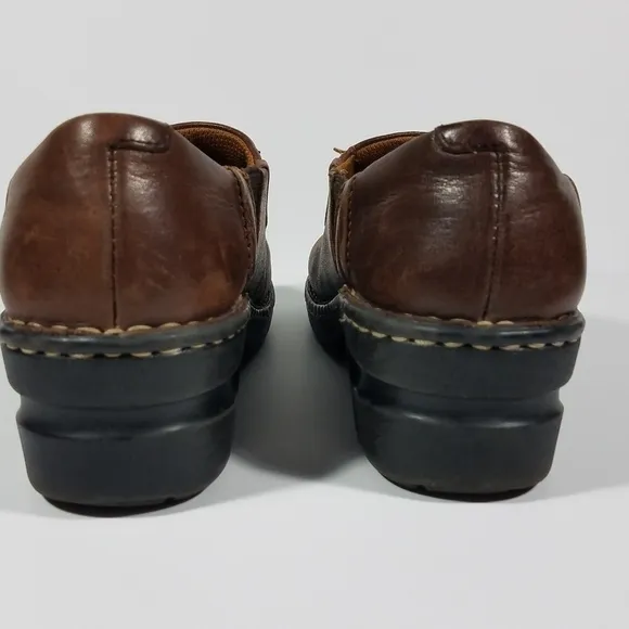 brown leather slip on clogs shoes ladies 8.5 M