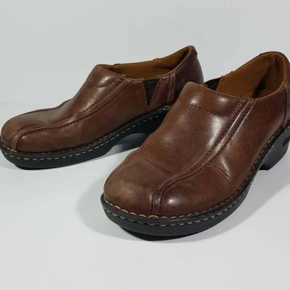 brown leather slip on clogs shoes ladies 8.5 M