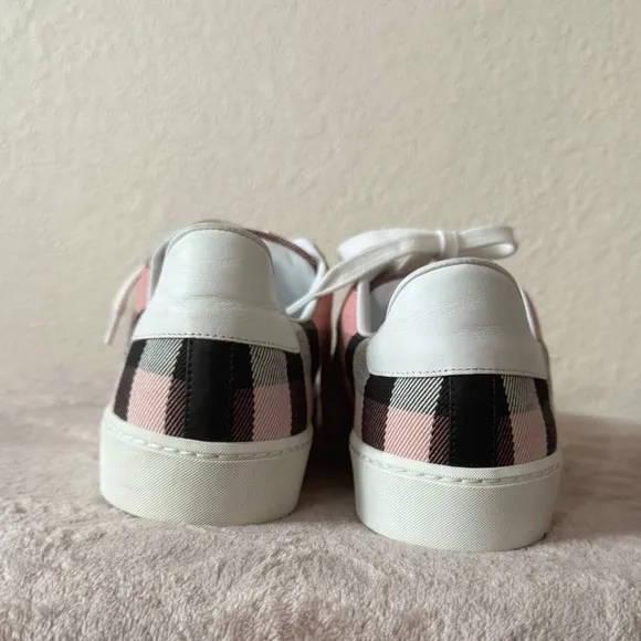 Burberry Banner House Check Tennis Shoes Sneakers Size 38‎