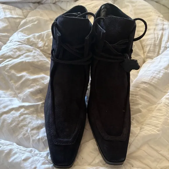Burberry Boots Ankle black Women’s shoes size 9.5 NEW