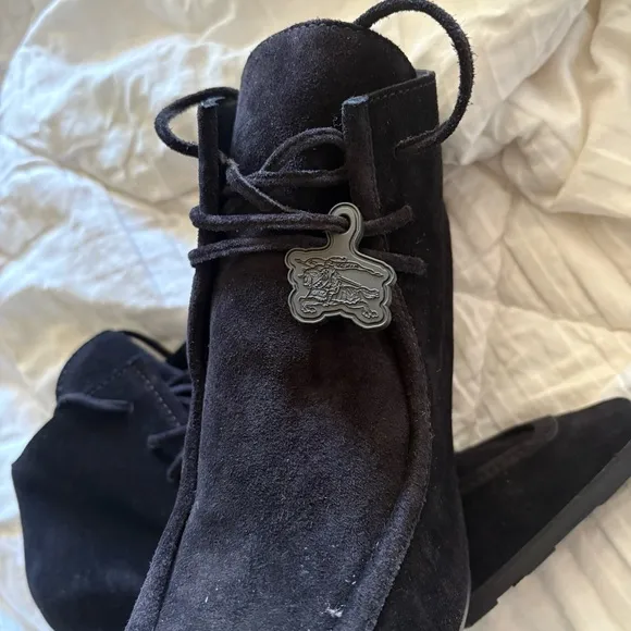 Burberry Boots Ankle black Women’s shoes size 9.5 NEW