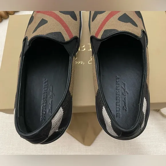 Burberry heart check Slip On Sneakers