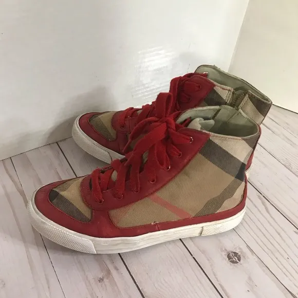 BURBERRY HIGH TOP SNEAKERS