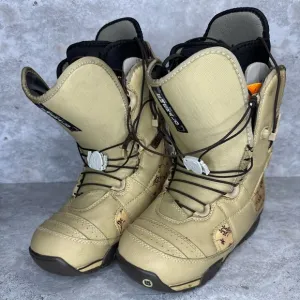 BURTON EMERALD SNOWBOARD BOOTS WOMEN SIZE 7