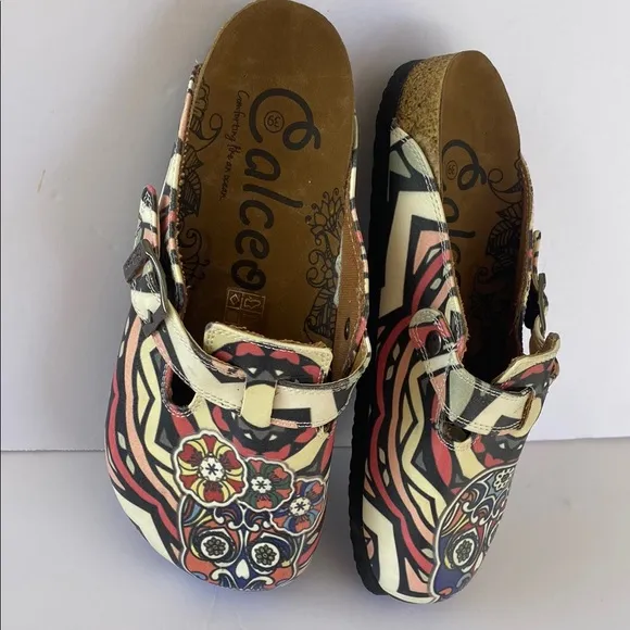 Calceo shoes  women size 38 stripper pattern and pink flowers dry skull NWT