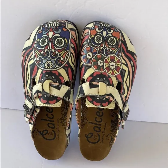 Calceo shoes  women size 38 stripper pattern and pink flowers dry skull NWT