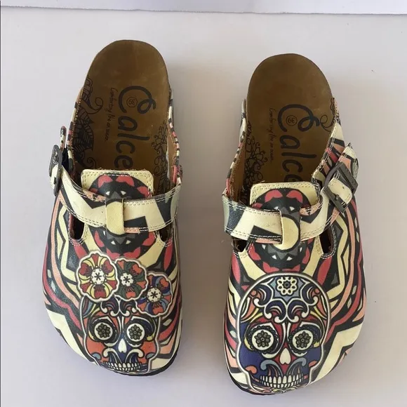 Calceo shoes  women size 38 stripper pattern and pink flowers dry skull NWT
