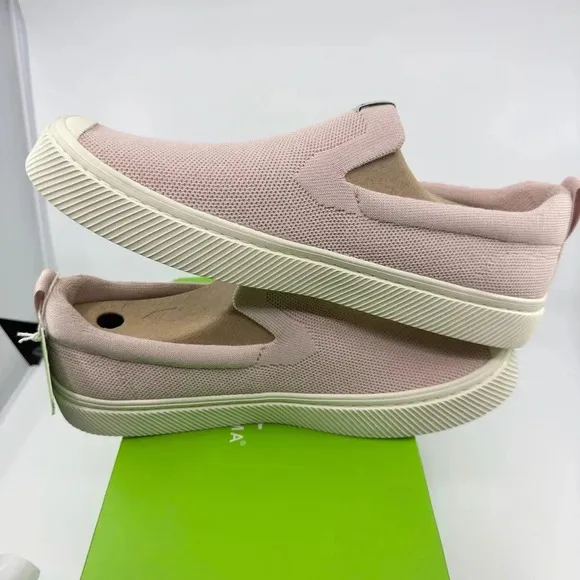 Cariuma Unisex Ibi Slip-On Casual Sneaker Shoes Round Toe Rose Knit Size 10/11.5