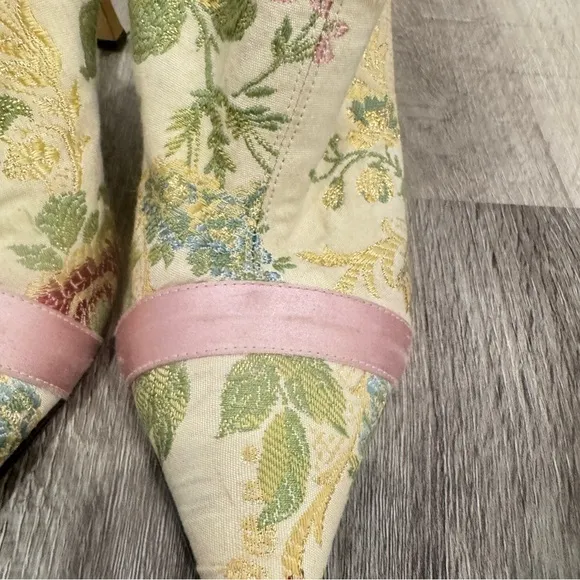 Casadei Pink Ribbon Ankle Boots Womens 8.5 Gold Point Toe Floral Heeled