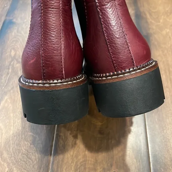 CASLON Miller Water Resistant Chelsea Boot NWOT