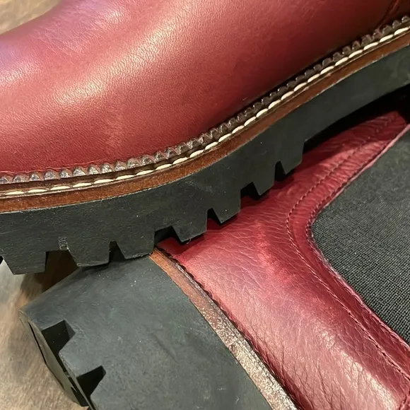 CASLON Miller Water Resistant Chelsea Boot NWOT