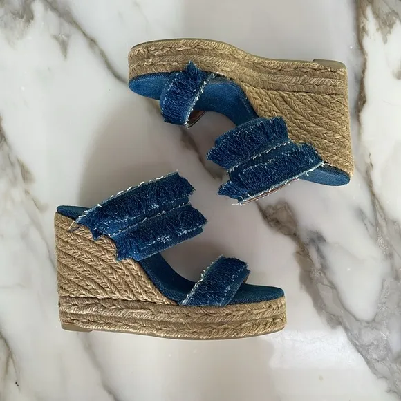 Castaner Denim Fringe Espadrilles😎