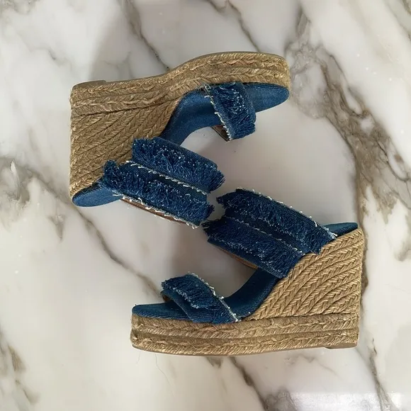 Castaner Denim Fringe Espadrilles😎