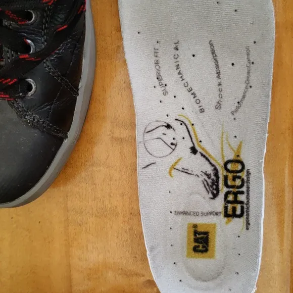 Caterpillar Brode Steel Toe Work Shoe Size 8 Stk#P90192 Black With Red Yellow