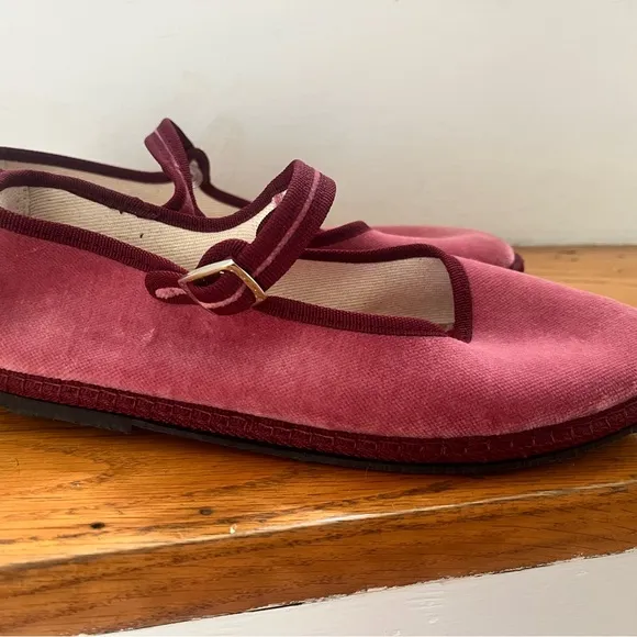 Cayumas Bohème friulanes Mary Janes Rosa Bordeau pink velvet size 37 6 NWOT