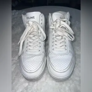 CELINE 990$ White Leather High Top Sneakers 37