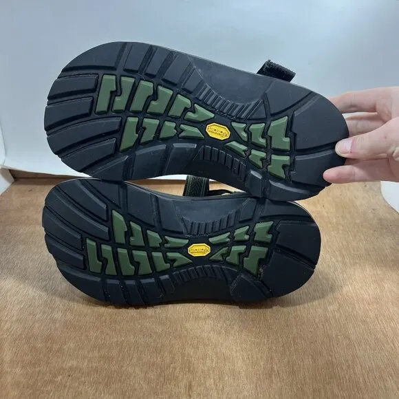 Chaco Z/1 Classic Mens Size 7 Beach Walking Breathable Sandals Green Black