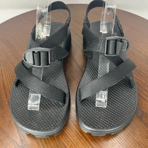 Chaco Z/1 Unaweep Sandal Men's 9 Black Strappy Hiking Outdoor Vibram J100014