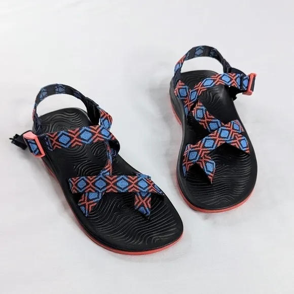 Chaco ZVolv Sandal Coral Green Geometric Embroidery Hiking Water Gorp Shoes