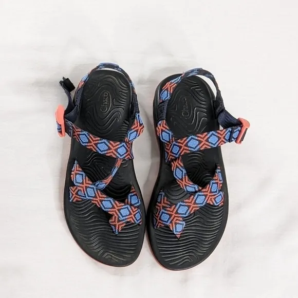 Chaco ZVolv Sandal Coral Green Geometric Embroidery Hiking Water Gorp Shoes