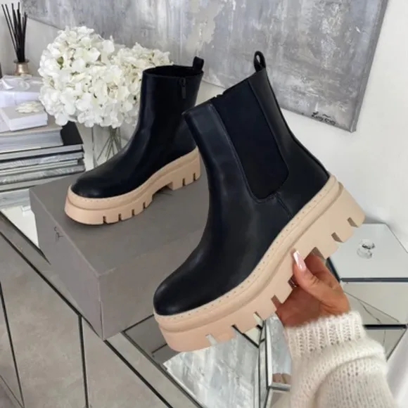 CHARLES &amp; KEITH Leather Black Boots