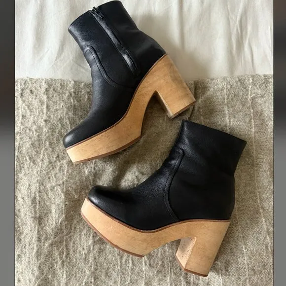 Charlotte Stone, Black Paz Boot US 6