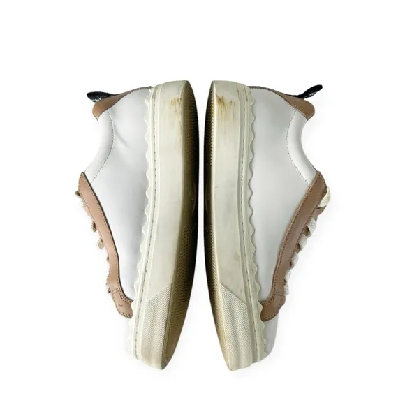 Chloé • Lauren Low-Top Leather Sneakers
