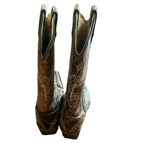 Circle G Distressed Bone Dragonfly Embroidered Boots - Brown, Size 6.5