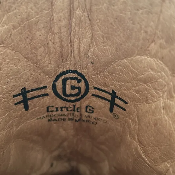 Circle G Distressed Bone Dragonfly Embroidered Boots - Brown, Size 6.5
