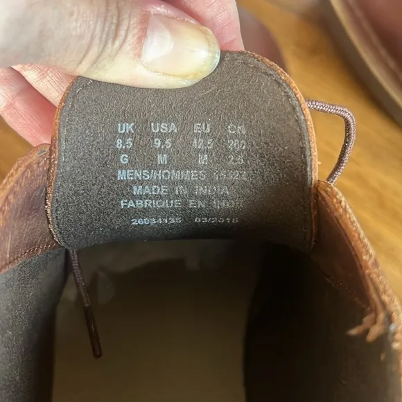 Clark’s Bushacre 2 Boots Lace Up Chukka Boots Brown Oiled Leather 9.5 Like New