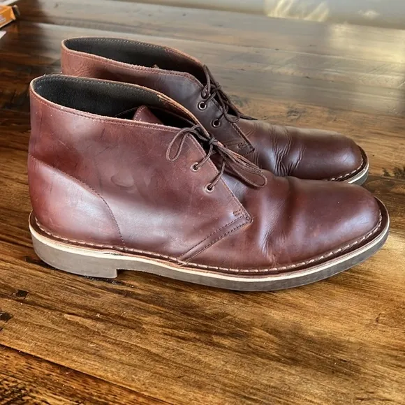 Clark’s Bushacre 2 Boots Lace Up Chukka Boots Brown Oiled Leather 9.5 Like New