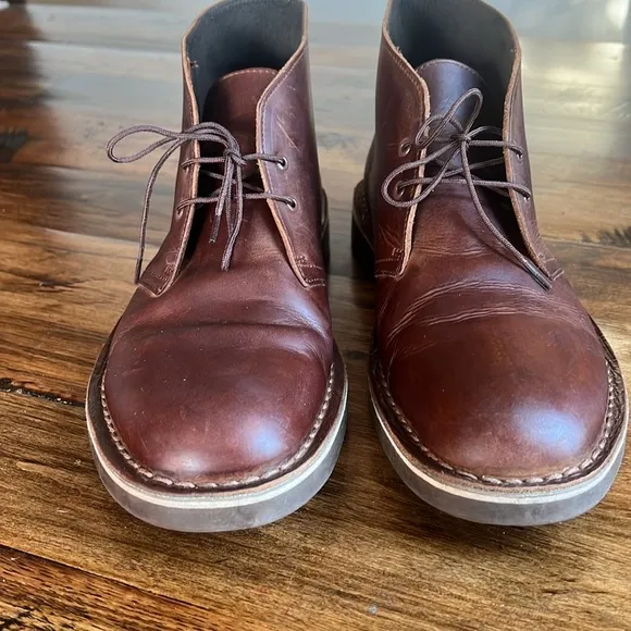 Clark’s Bushacre 2 Boots Lace Up Chukka Boots Brown Oiled Leather 9.5 Like New